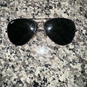Ray-Ban Black Aviator Sunglasses